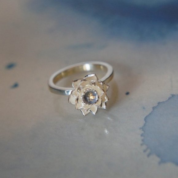 NEW 925 Silver Moonstone Lotus Flower Ring - Picture 4 of 5